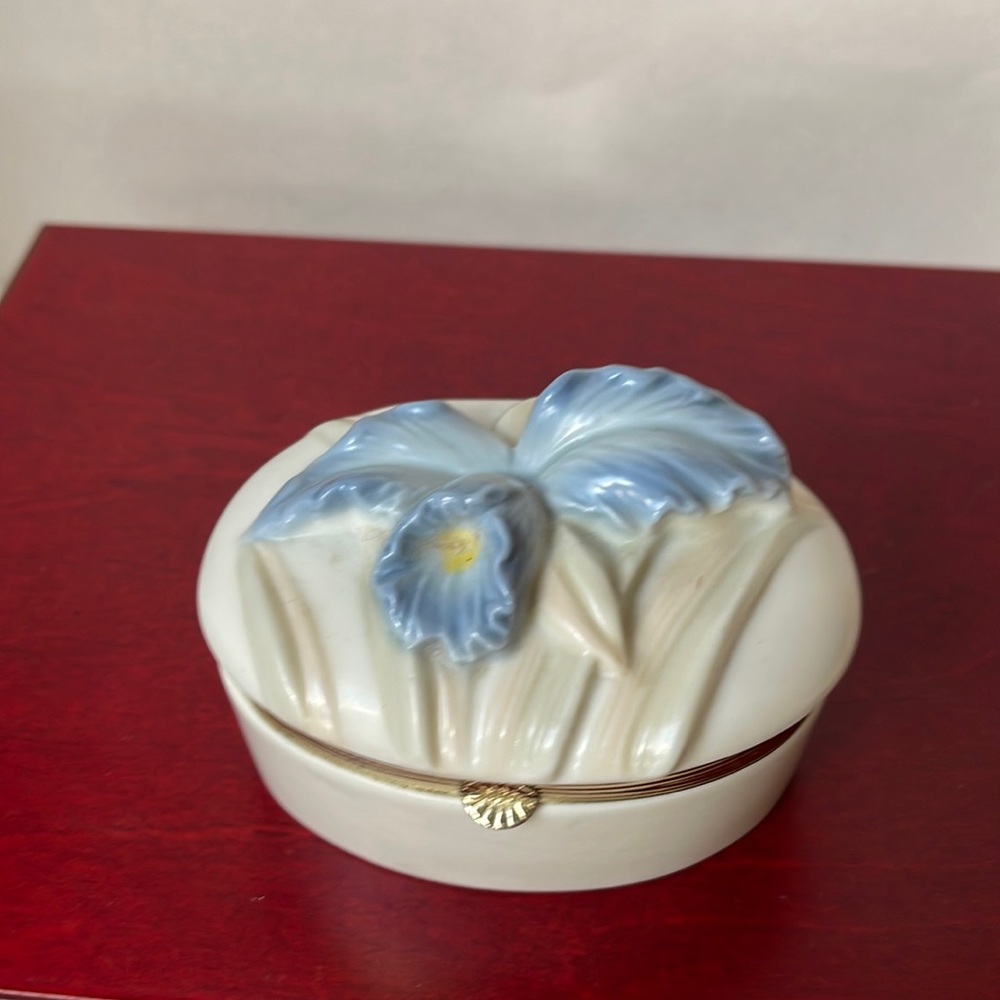 Vintage Fitz and Floyd 1983 trinket box jewelry case floral iris design stamped